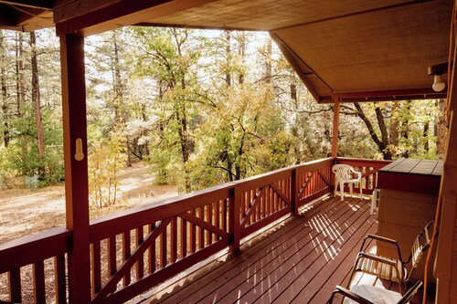 Northwoods (#14) Honeymoon Cabin