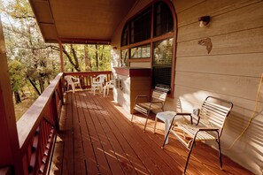 Property grounds - Northwoods (#14) Honeymoon Cabin (Pinetop-Lakeside)