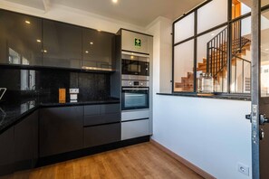 Fridge, microwave, oven, dishwasher