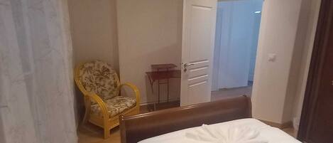 6 多间卧室、WiFi、床单