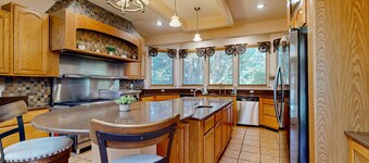 Town of Ocean View pet friendly house with a private pool!