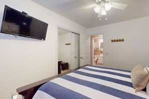3 habitaciones, tabla de planchar con plancha, internet y ropa de cama 