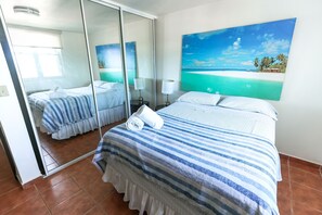 3 bedrooms, Internet - Relaxing Poolside Getaway With Balcony (Fajardo)