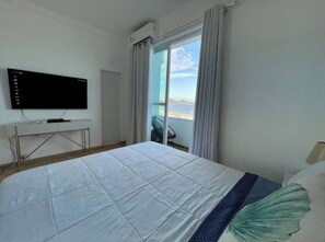 2 habitaciones, escritorio, tabla de planchar con plancha y wifi 