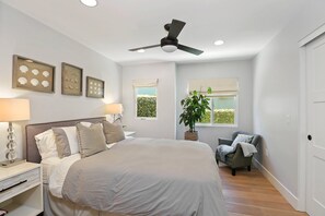 4 bedrooms, WiFi, bed sheets