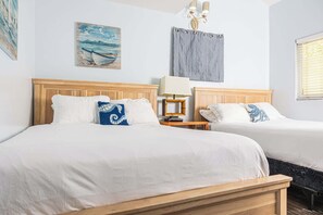 3 bedrooms, desk, iron/ironing board, WiFi