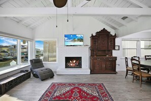 Interior - Grand Canal Getaway | Balboa Island (Newport Beach)