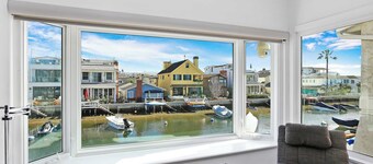 Grand Canal Getaway | Balboa Island