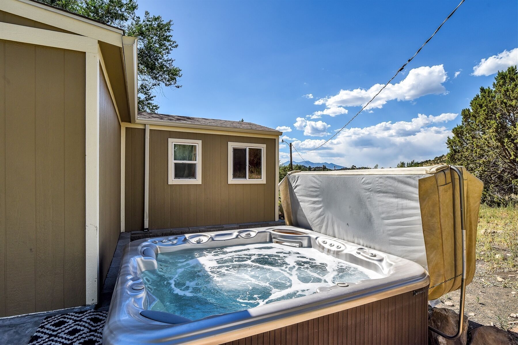 Bain à remous extérieur
