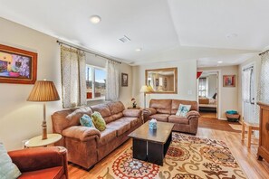 Smart TV, fireplace, video games, DVD player