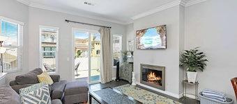 Newport Retreat B – Walk to Sand