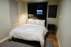 3 bedrooms, WiFi, bed sheets