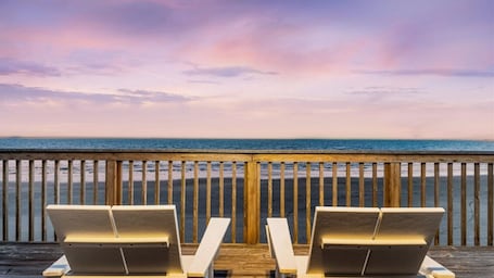 Property grounds. Galveston Beachfront House On The Sand!