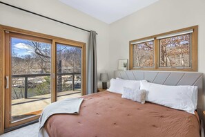5 habitaciones, tabla de planchar con plancha, cuna de viaje y wifi