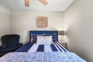 3 chambres, lit de bébé portatif, Wi-Fi, literie fournie