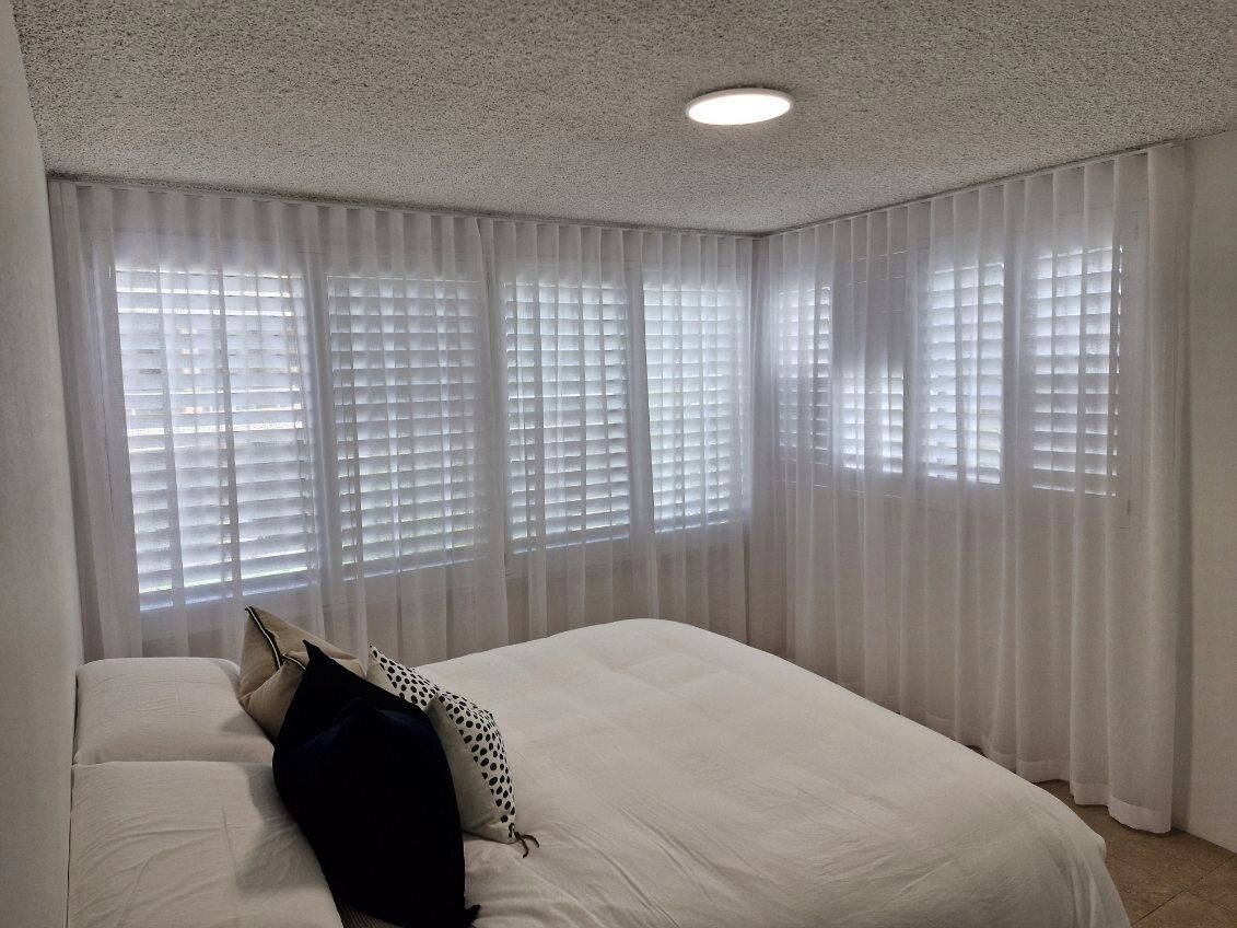 2 habitaciones, tabla de planchar con plancha y wifi gratis 