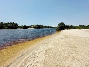 Beach - House in a gated community in Sto Amaro do Maranhão, close to the river and lakes. (Santo Amaro do Maranhão)