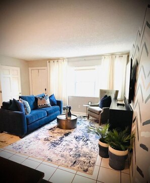 TV - 01 Spacious 3 bdrm close to FLL & Port Everglades (Ft Lauderdale)