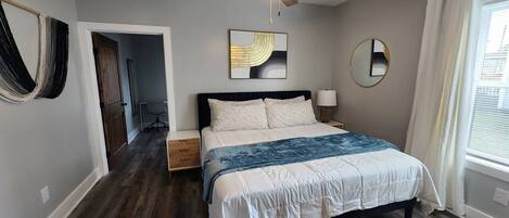 1 chambre, bureau, fer et planche à repasser, Wi-Fi gratuit