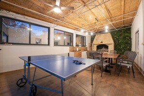 Game room - Holiday House Kristina with heated Pool (Tugare)