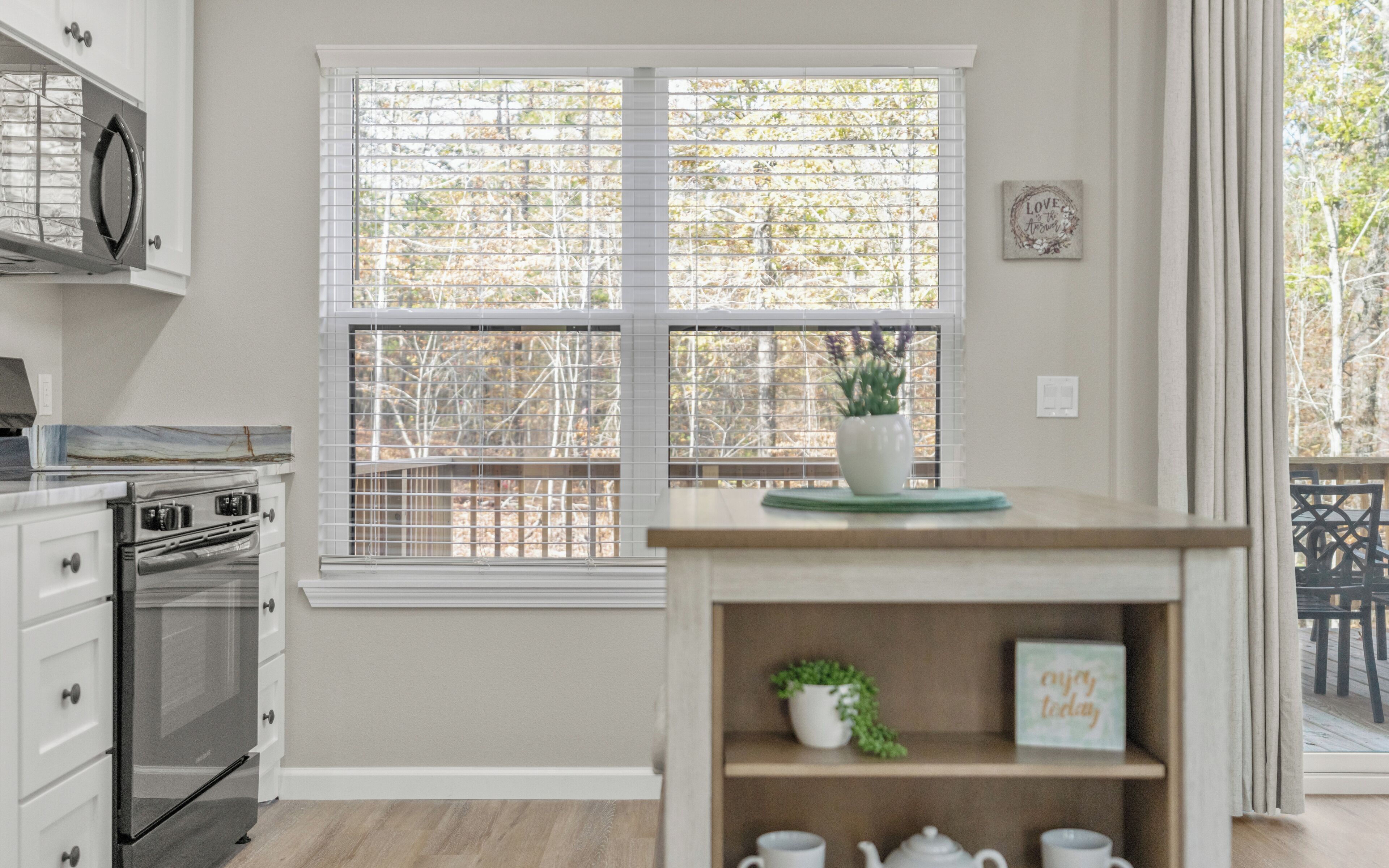 Refrigerador, microondas, horno y tostadora 