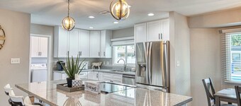 3BR w/ Pool | Ping Pong | Putting Green