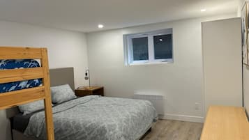 1 bedroom, iron/ironing board, free WiFi, bed sheets