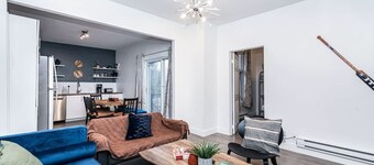 Spacious 4BR w/ Parking & Metro