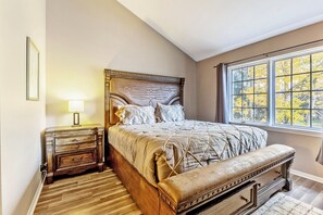 3 chambres, bureau, fer et planche à repasser, Wi-Fi gratuit