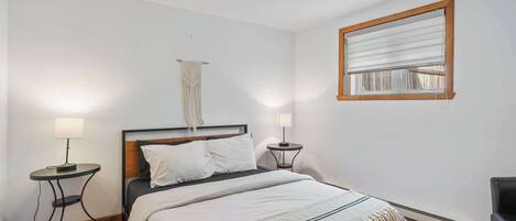 2 bedrooms, free WiFi, bed sheets