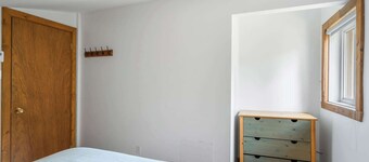 LAURA – Cozy Retreat with 4-Season Spa Val David