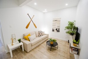 Smart TV, offices