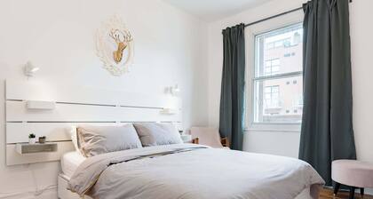 Walk to Olympic Stadium |Modern Montreal Stay - apartment