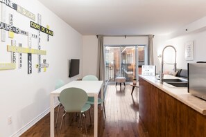 صورة غير مصنفة، 5 من 20، زرّ