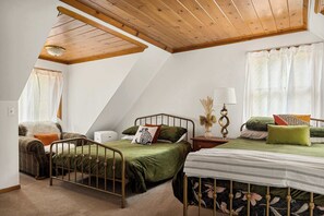 2 bedrooms, WiFi, bed sheets