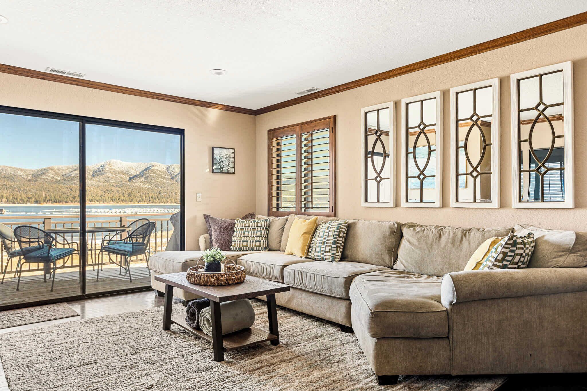 TV, fireplace, DVD player