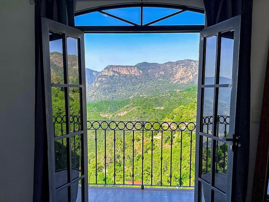 Standard Double Room, Balcony, Mountain View | Soundproofing, free WiFi, bed sheets