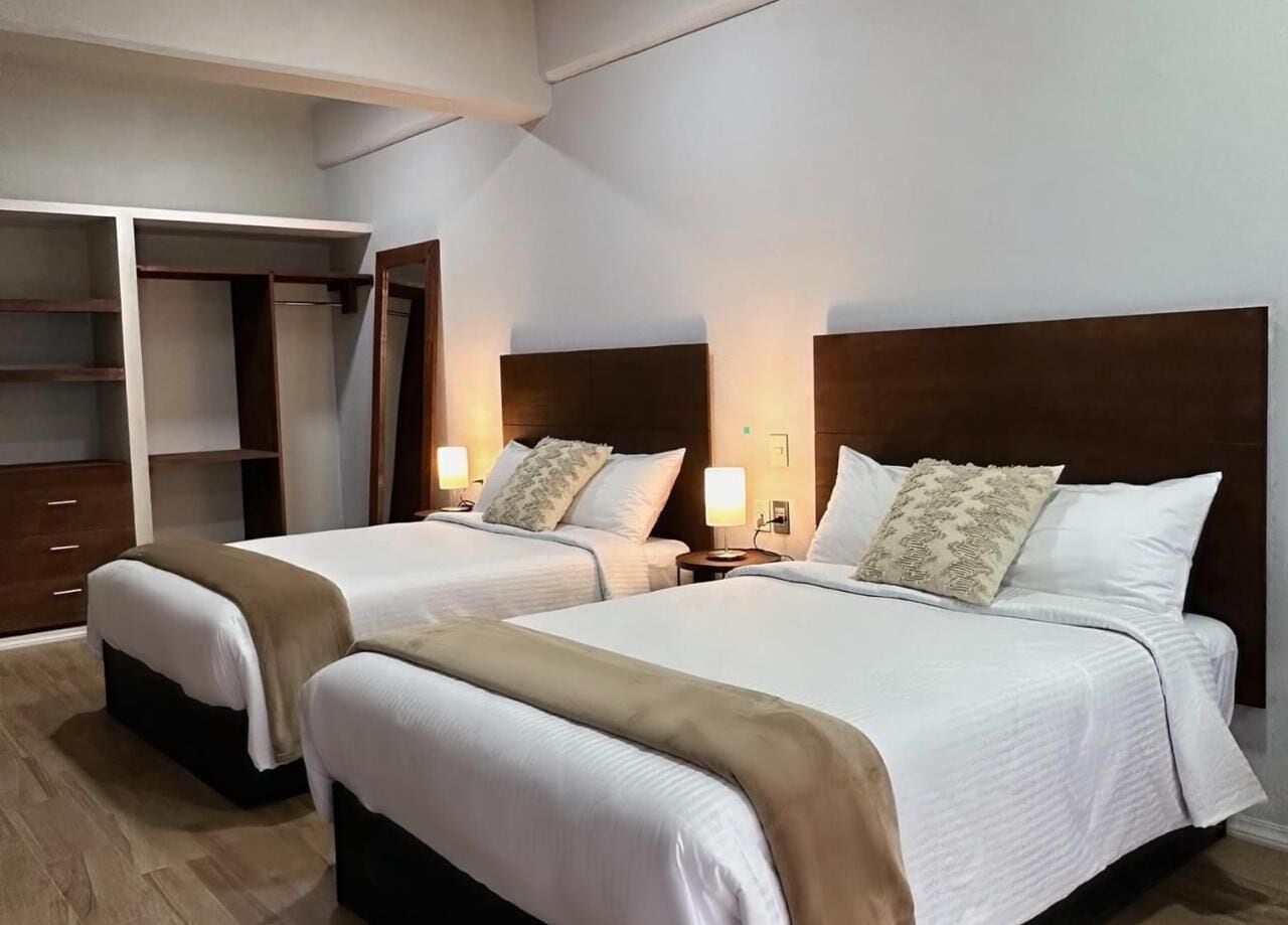 클래식 쿼드룸, 발코니 | 방음 설비, 무료 WiFi, 침대 시트