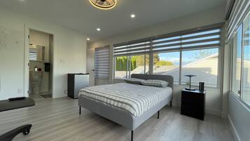 3 bedrooms, iron/ironing board, WiFi