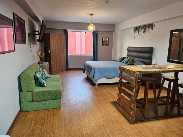 1 bedroom, WiFi, bed sheets