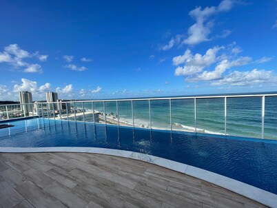 RN Studio Premium 611 - Frente Mar