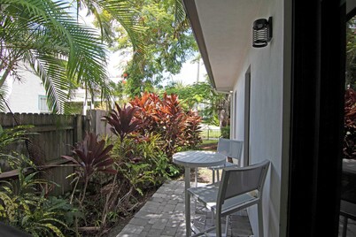 Delray Beach Getaway | Minutes to Beach & More!