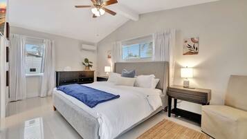 3 bedrooms, iron/ironing board, travel cot, WiFi