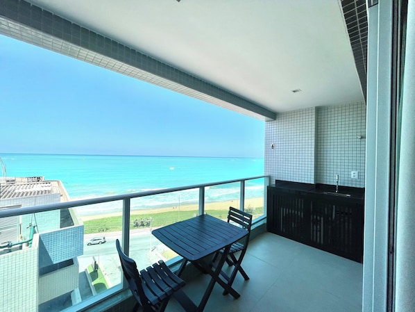 Deluxe Apartment, Balcony, Sea View | Lanai - RN Studio Premium 613 - Frente Mar (Maceió)
