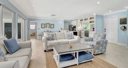 Dolphin Villa – Private Pool!