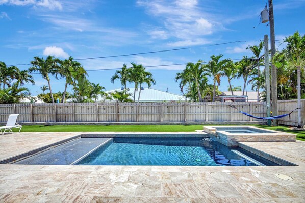 Pool - Dolphin Villa – Private Pool! (West Palm Beach)