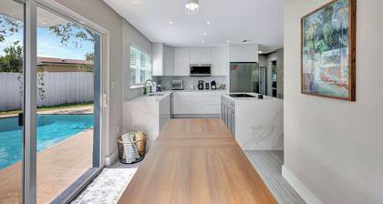 Sunshine Villa – w/ Private Pool