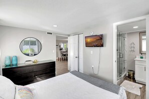 3 bedrooms, iron/ironing board, travel cot, WiFi