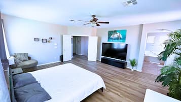 5 bedrooms, WiFi, bed sheets