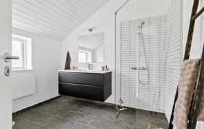 Shower - Awesome home in Præstø with WiFi (Præstø)